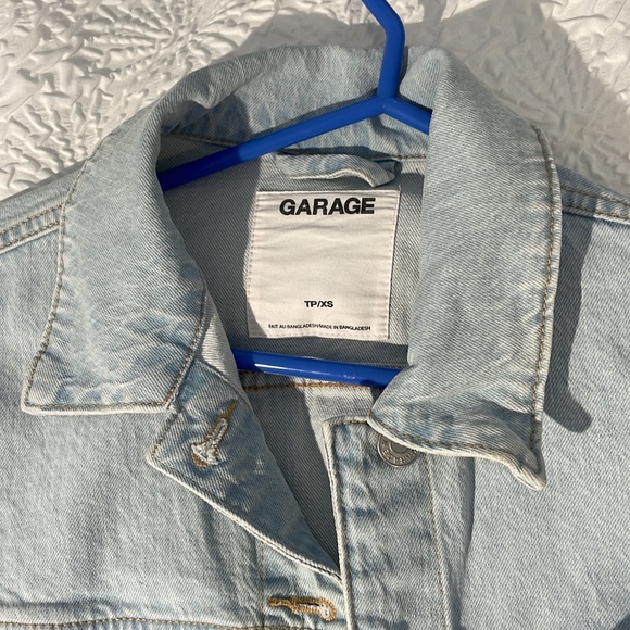 JEAN JACKET CROPPED LIGHTWASH from GARAGE CLOTHING Size XS - Picture 2 of 6
